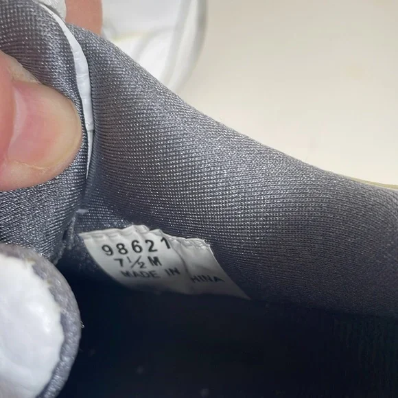 Footjoy ecomfort  98621 womens leather golf shoes with soft cleats in size 7.5 - Picture 6 of 9